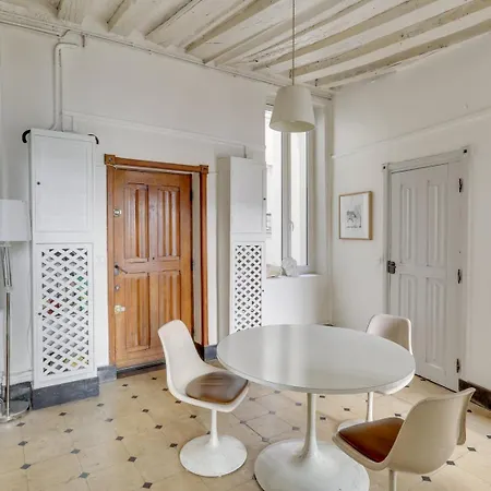 Les Secrets De La Rue Dauphine Appartement