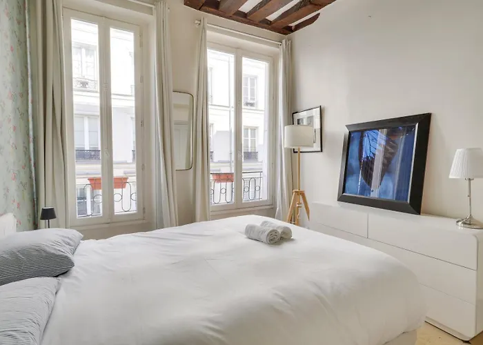 Les Secrets De La Rue Dauphine Apartman *